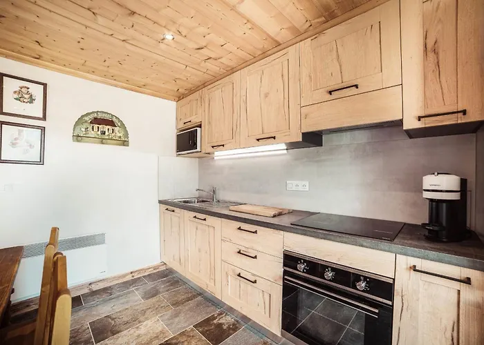 Flat Sofia - Authentic Charm